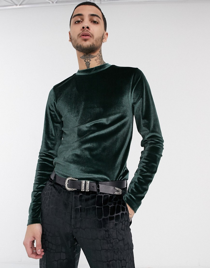 ASOS DESIGN - Aansluitend velours T-shirt met lange mouwen in groen