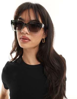 ASOS DESIGN - Abgeschrägte, eckige Sonnenbrille in Kristallgrün