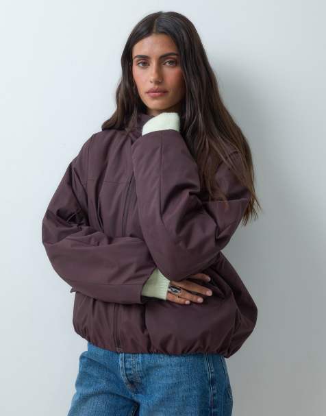 ASOS DESIGN - abrigo corto impermeable con capucha y forro de borreguito en ciruela chocolate - view 1