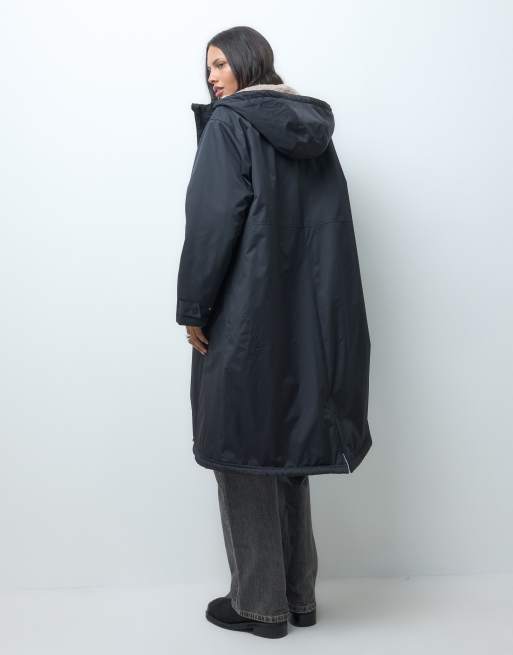 ASOS DESIGN - abrigo largo impermeable con forro de borreguito en negro, 4 de 4