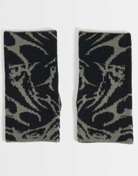 ASOS DESIGN abstract pattern palm warmer fingerless glove in black - view 1