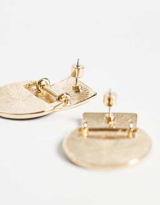 ASOS DESIGN Abstract stud earrings with burgundy enamel and gold square detail , 2 of 5