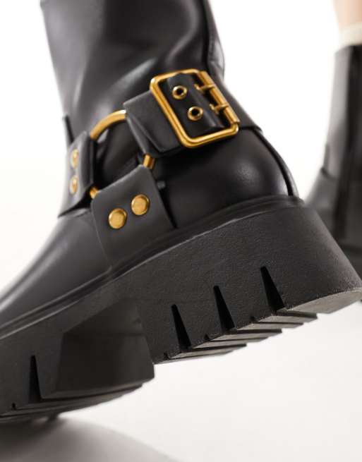 ASOS DESIGN Ace Schwarze Ankle Boots im Motorradstil mit Gurtdetail ASOS