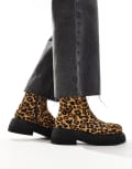 [ASOS DESIGN] ASOS DESIGN Achieve flat leather boots in leopard-Multi 37 LEOPARD PONY