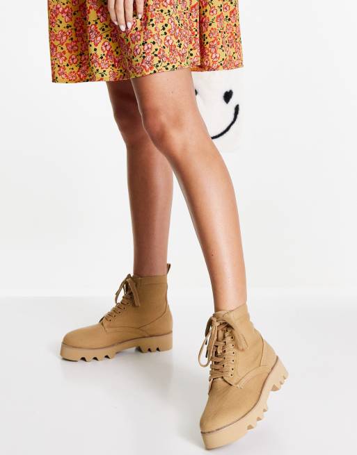 ASOS DESIGN - Addition - Veterlaarzen van canvas in beige