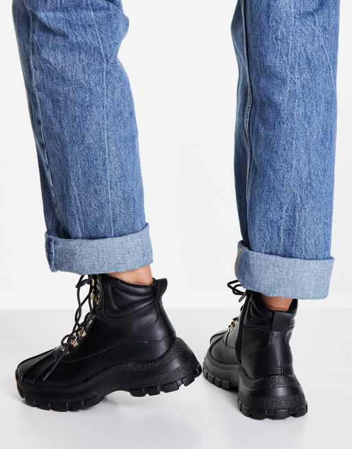 ASOS DESIGN Adjective Sportliche Hiker Boots in Schwarz