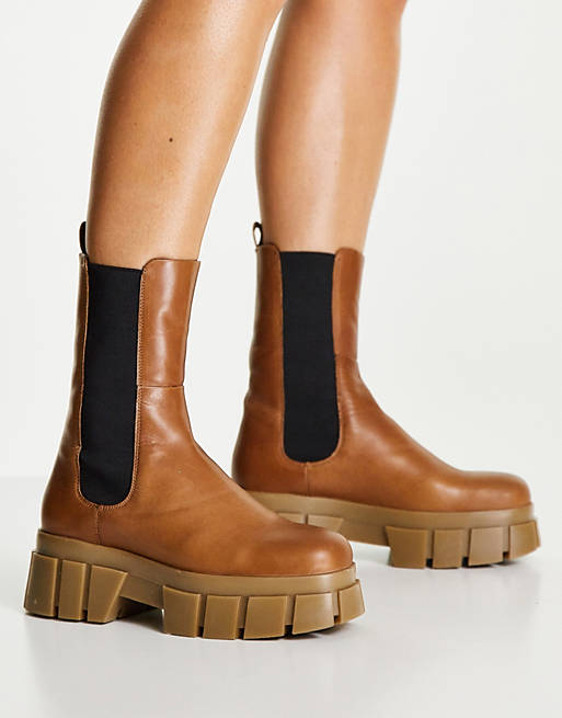 ASOS DESIGN Adjust premium leather chunky chelsea boots in tan
