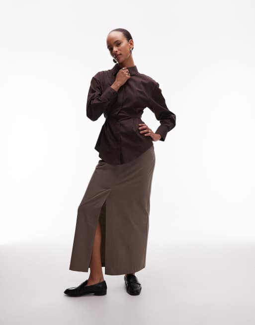 ASOS DESIGN adjustable cinched back shoulder pad shirt in chocolate, 2 of 4