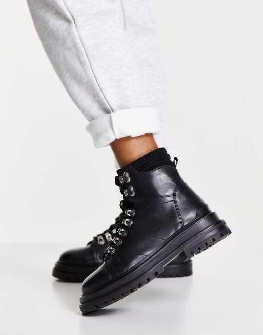 ASOS DESIGN - Adrift - Scarponcini stringati neri con suola spessa