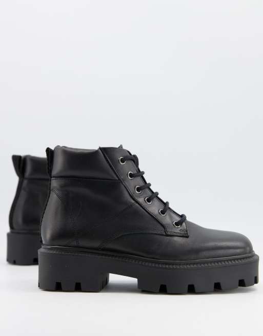ASOS DESIGN - Advance - Stivaletti stringati in pelle nera con punta squadrata e suola spessa