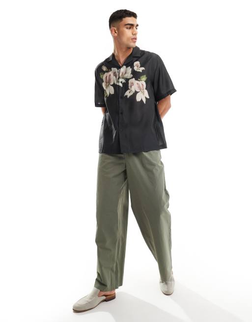 ASOS DESIGN - Afslappet skjorte med reverskrave og sløret blomstermønster i sort , 2 af 4