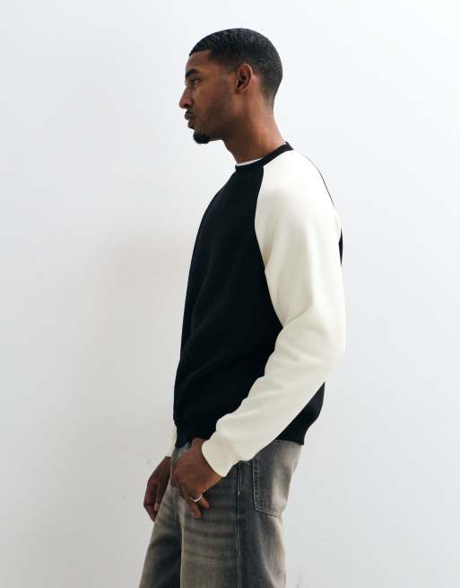 ASOS DESIGN afslappet sweatshirt med hvid kontrast og raglanærmer med rund hals i sort, 5 af 5