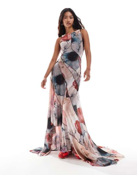 ASOS DESIGN - Aftenkjole med stropper, åben ryg og sløret blomsterprint - view 1
