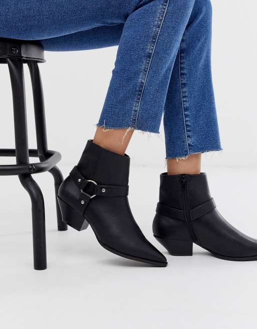 Chelsea boots harness sale