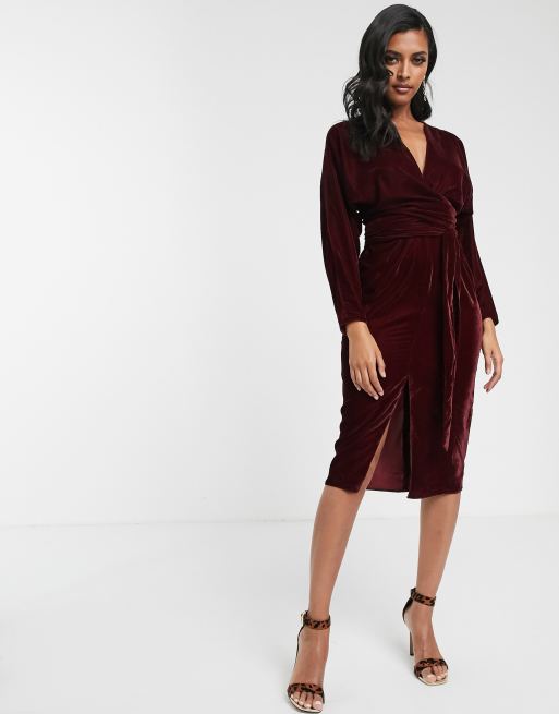 ASOS DESIGN – Aksamitna sukienka midi o fasonie z kopertową talią i rękawami typu nietoperz
