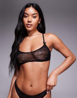 ASOS DESIGN - Alice - Cropped-Spitzen-Oberteil in Schwarz mit U-Ausschnitt