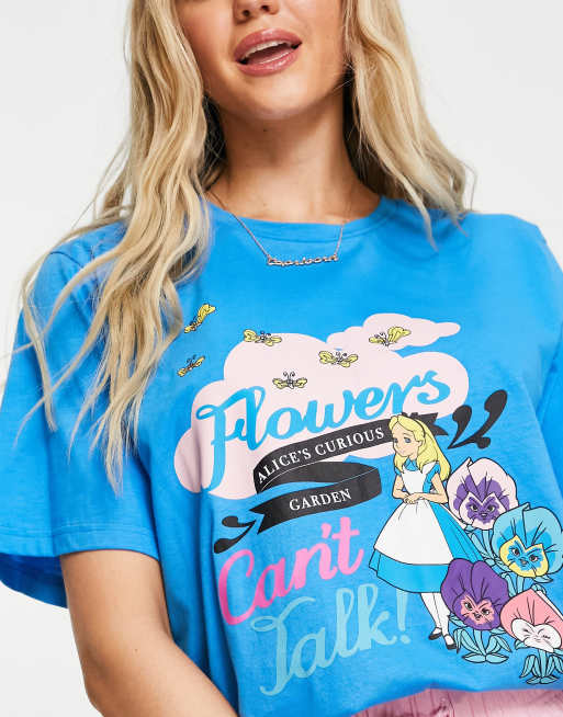 ASOS DESIGN – Alice i Underlandet – Blå och rosa pyjamas med t-shirt & shorts, 2 av 4