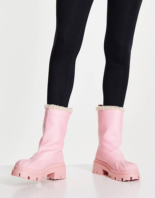  Boots/Alice shearling lined pull on boots in pink 