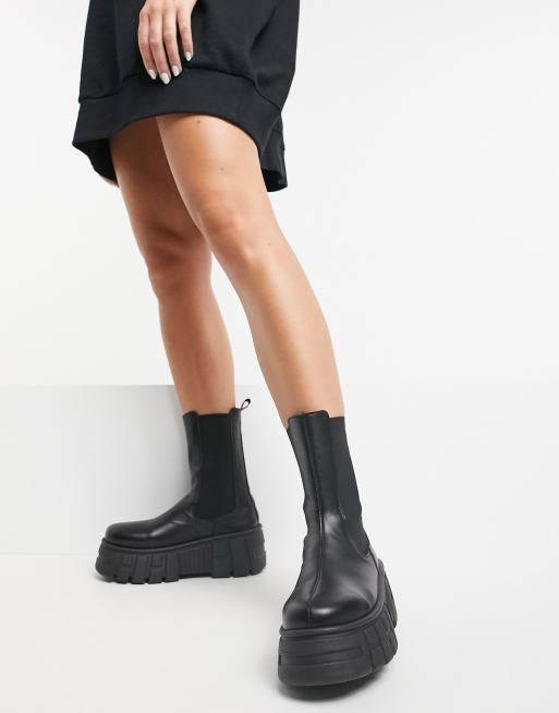 lidenskabelig Følge efter skab ASOS DESIGN Aliyah chunky chelsea boots in black | ASOS