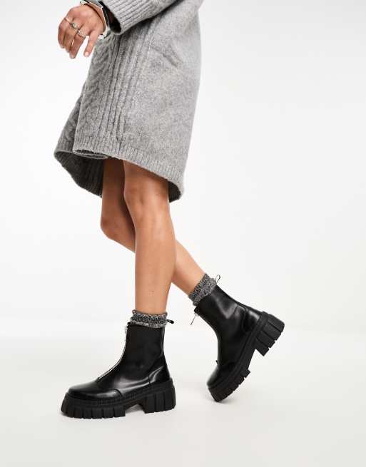 ASOS DESIGN – Alliance – Stiefel in Schwarz mit Reißverschluss vorne und dicker Sohle, 3 von 4