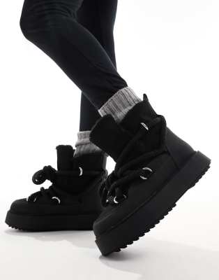 Alpine shearling lace up snow boots in black