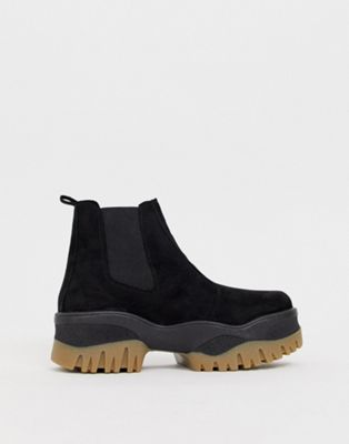 chelsea boots with grip