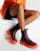 Thumbnail 1 van 4