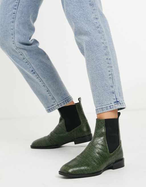 Chelsea boots sales green