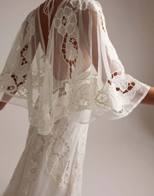 ASOS DESIGN - Amelia - Vestito da sposa con ricami in pizzo sangallo e  maniche a kimono