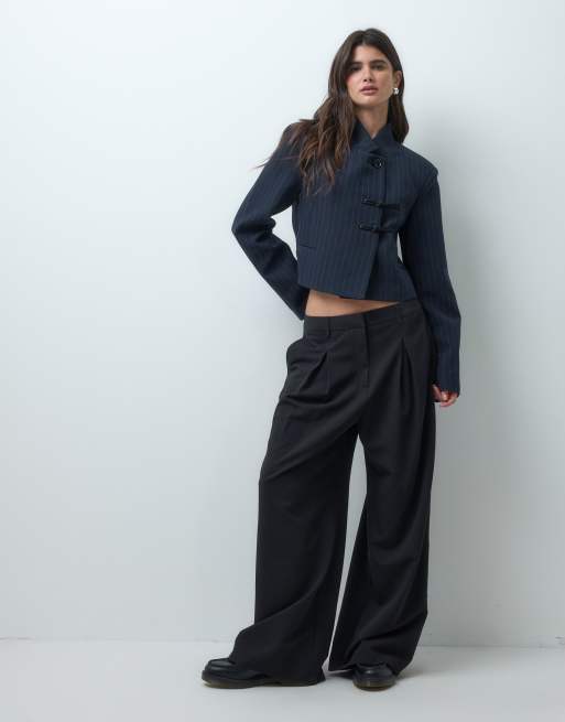 ASOS DESIGN - Americana entallada corta y cuadrada estilo mao a rayas marino, 3 de 4