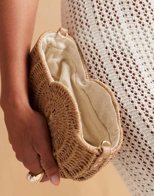 ASOS DESIGN – Ammonit-Muschelförmige Umhängetasche aus Häkelstrick in neutralem Farbton, 4 von 4