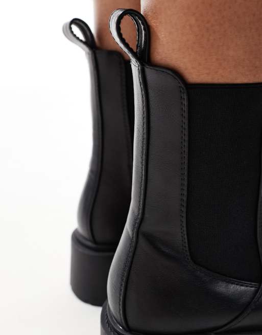 ASOS DESIGN Amy chunky chelsea boots in black, 3 of 4