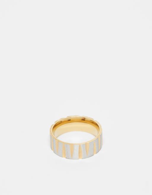 ASOS DESIGN - Anello a fascia in acciaio inossidabile resistente all'acqua color argento e oro con effetto zigrinato 