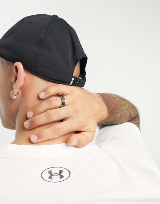 ASOS DESIGN - Anello a fascia in acciaio inossidabile resistente all'acqua nero e argentato
