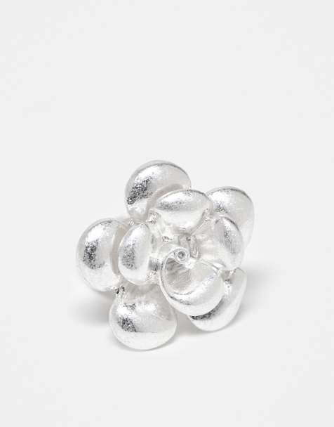 ASOS DESIGN - Anello a fiore appariscente color argento spazzolato - view 1