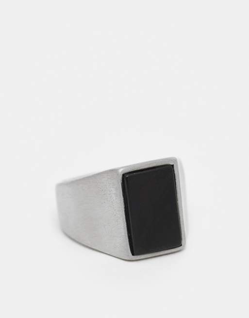 ASOS DESIGN - Anello chevalier in acciaio inossidabile resistente all'acqua color argento spazzolato con agata nera
