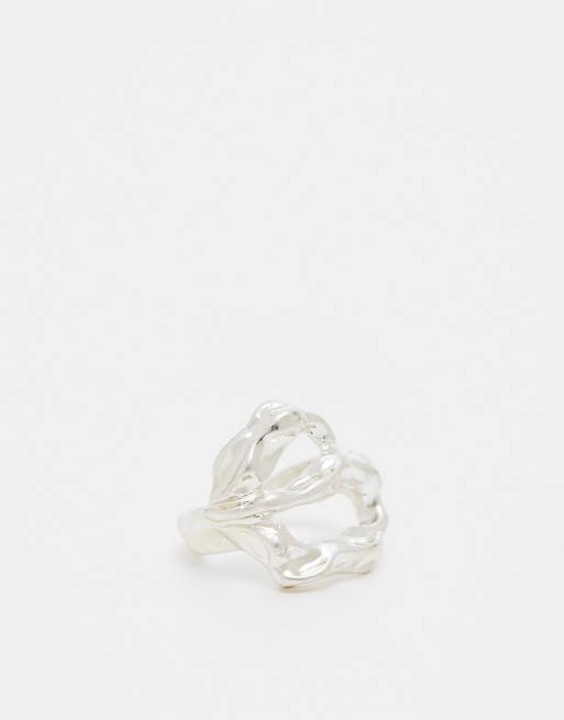 ASOS DESIGN - Anello con design fuso avvolgente in metallo color argento