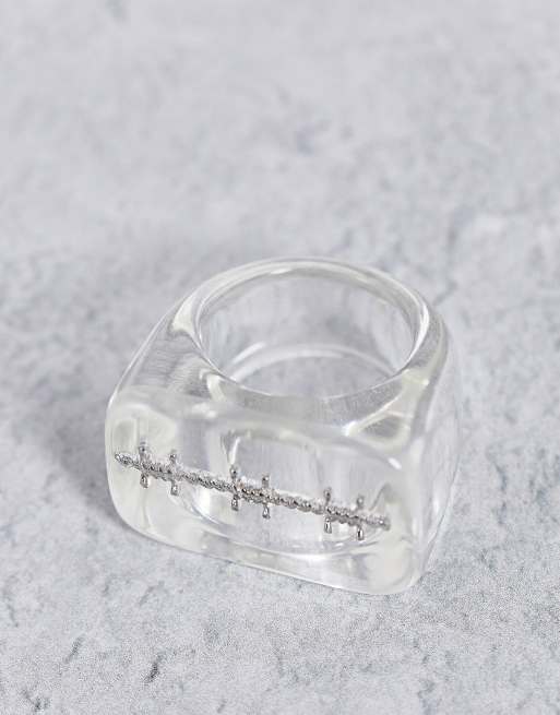 ASOS DESIGN - Anello in plastica con motivo con filo spinato trasparente