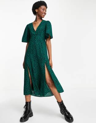 Black and green outlet leopard print dress