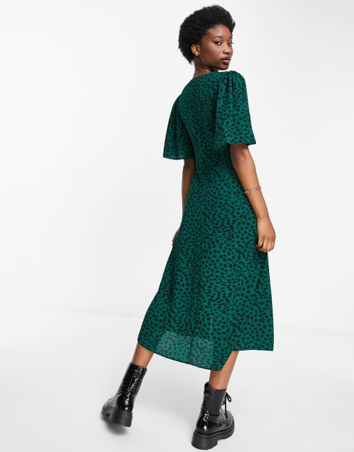 Green animal 2024 print midi dress