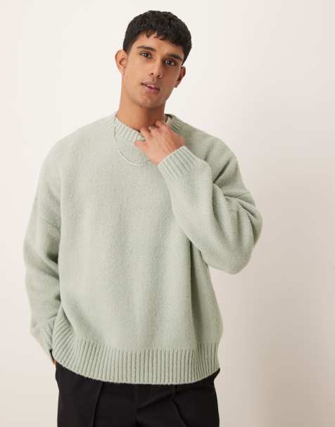 ASOS DESIGN – Angerauter, flauschiger Strickpullover in Salbeigrün mit Rundhalsausschnitt und kastigem, extremem Oversize-Schnitt - view 1