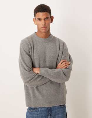 Angerauter Oversize-Strickpullover in Grau mit Rundhalsausschnitt Grau S