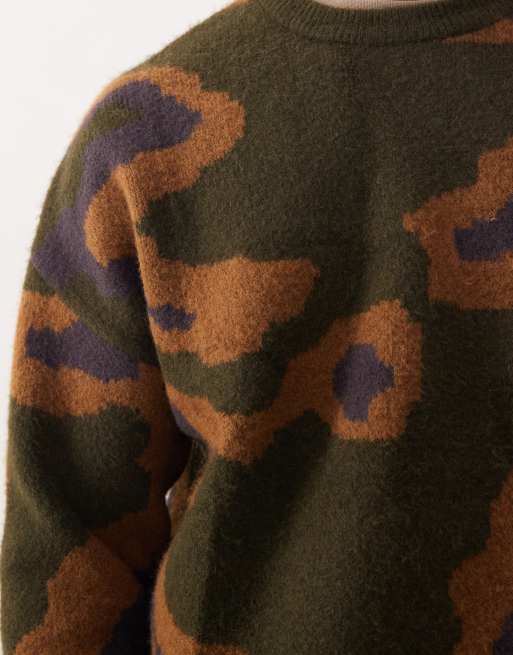 ASOS DESIGN – Angerauter Oversize-Strickpullover in Khaki mit abstraktem Muster , 5 von 5