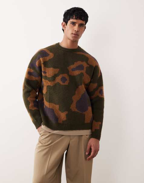 ASOS DESIGN – Angerauter Oversize-Strickpullover mit Rundhalsausschnitt und Military-Muster - view 1