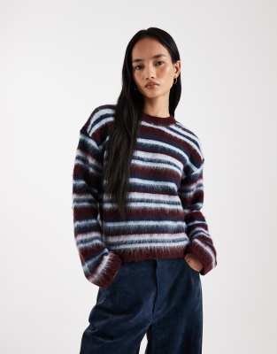 ASOS DESIGN - Angerauter Strickpullover mit buntem Streifenmuster