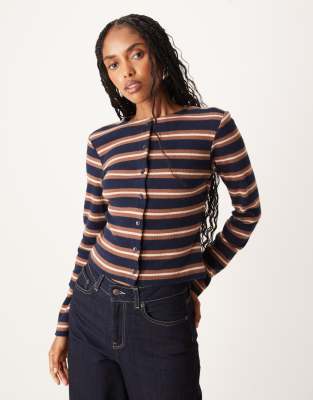 ASOS DESIGN - Angerautes Oberteil in Marineblau mit Streifen und durchgehender Knopfleiste