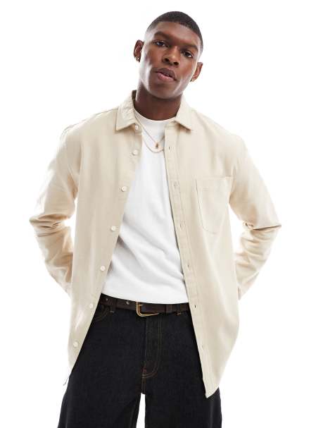 ASOS DESIGN – Angerautes Oxford-Hemd in Beige in regulärer Passform - view 1