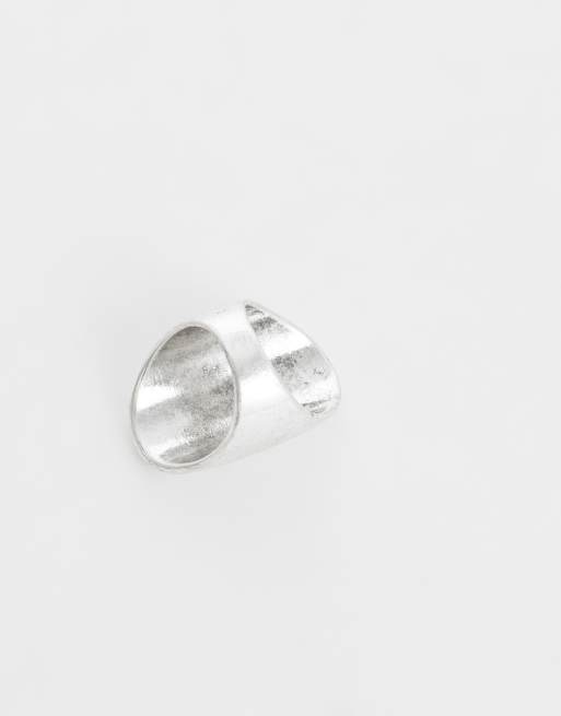 ASOS DESIGN - anillo liso en tono plateado, 3 de 3