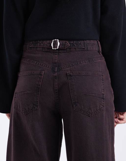 ASOS DESIGN ankle grazer barrel leg jeans with cinched waist in burgundy , 4 of 5