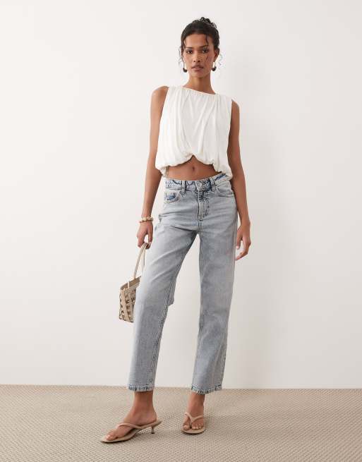 ASOS DESIGN ankle grazer comfort stretch straight leg jeans in lightwash, 3 of 5